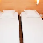 波尔多圣爱美浓宜必思酒店