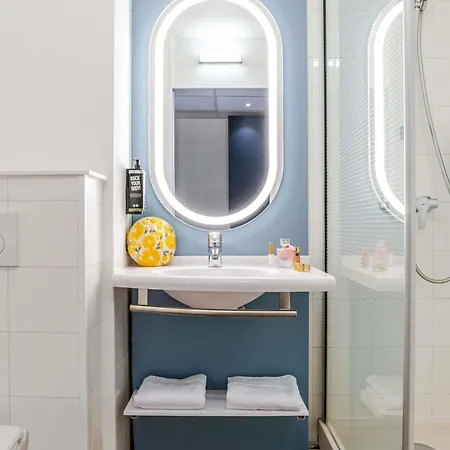 Ibis Bordeaux Emilion Hotel 3*