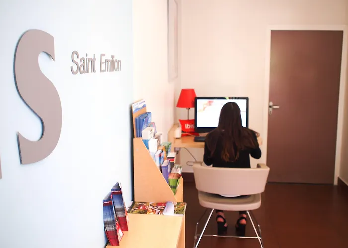 Ibis Bordeaux Emilion Отель 3*