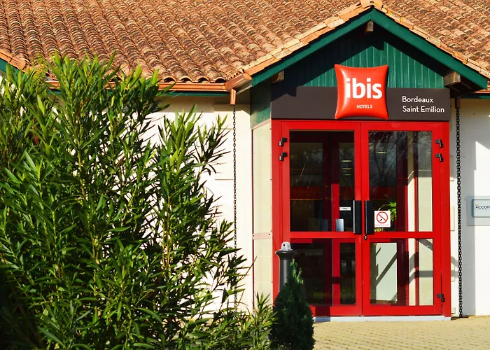 Ibis Bordeaux Emilion Отель Сент-Эмильон